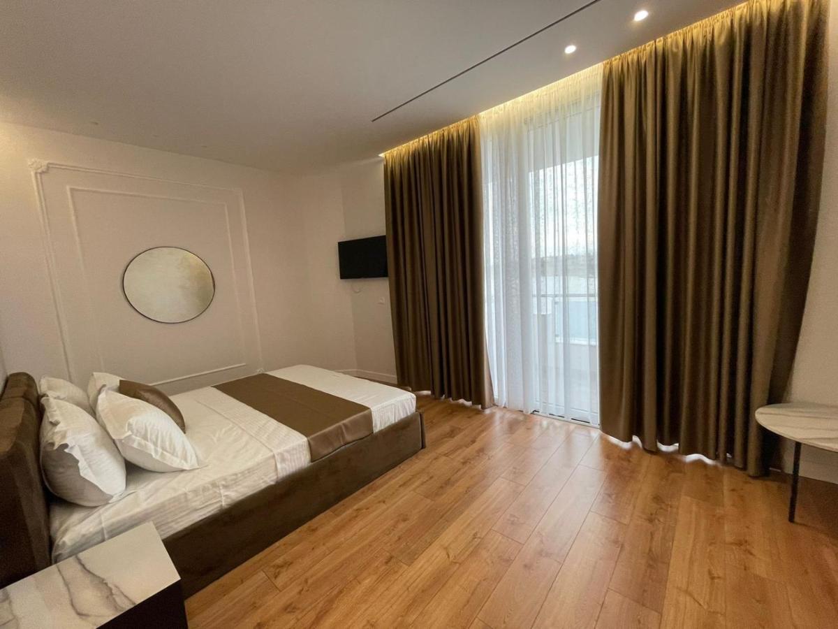 Hotel Ujvara Belsh Extérieur photo