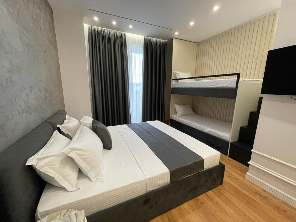 Hotel Ujvara Belsh Extérieur photo