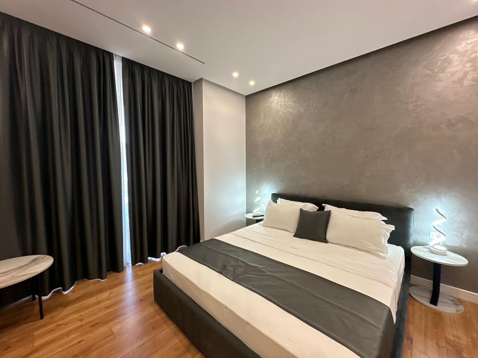 Hotel Ujvara Belsh Extérieur photo